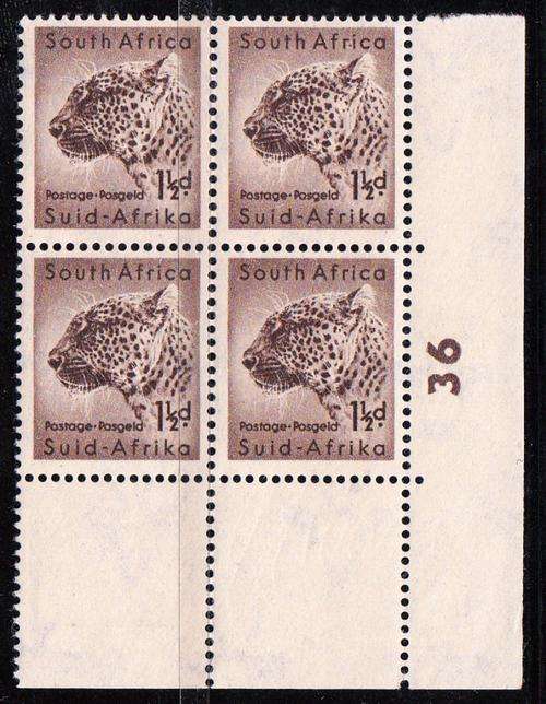 1954 DEF ISSUE 1 1/2d BLOCK