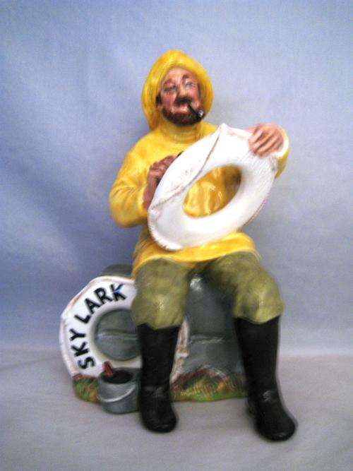 ROYAL DOULTON FIGURE "THE BOATMAN" HN2417
