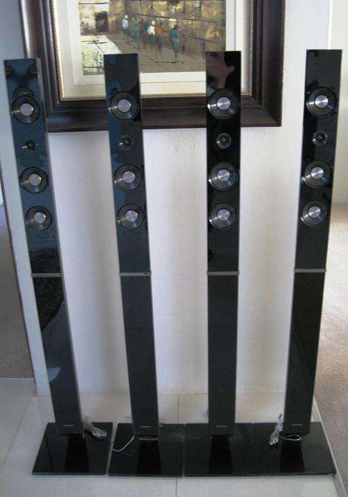 4 SAMSANG LOUDSPEAKERS