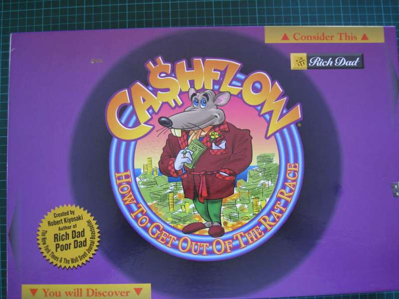 Robert Kiyosaki`s Cashflow Board Game (as new)