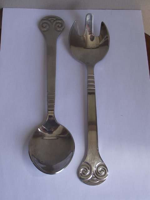 MARVELOUS CARROL BOYES SOLEIL STAINLESS STEEL SALAD SERVERS