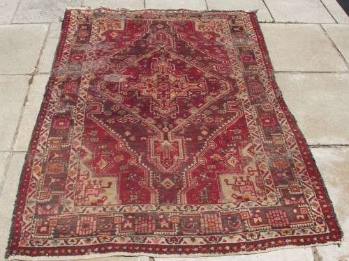 VINTAGE HANDMADE PERSIAN CARPET WITH CHARACTER