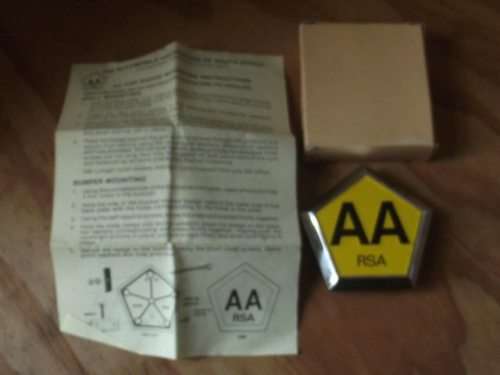 AMAZING VINTAGE AA BADGE IN ORIGINAL BOX WITH INSTRUCTIONS
