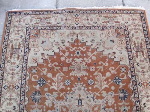 HAND WOVEN PERSIAN RUG