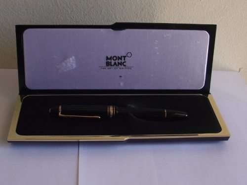 AMAZING VINTAGE MONTBLANC MEISTERSTUCK NO: 146 FOUNTAIN PEN WITH 14CT GOLD NIB