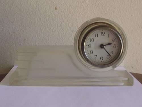 STUNNING FROSTED GLASS DESK CLOCK WITH A MECHANICAL MOVEMENT ( WORKING )