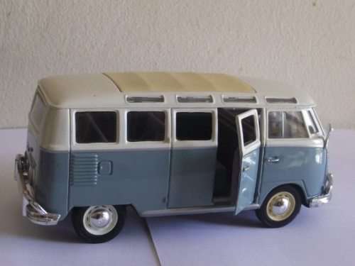MAISTO DIECAST VOLKSWAGEN VAN "SAMBA" (1/25)