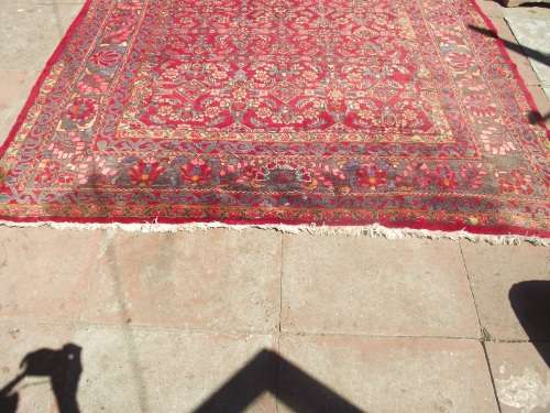STUNNING LARGE HAND WOVEN PERSIAN CARPET