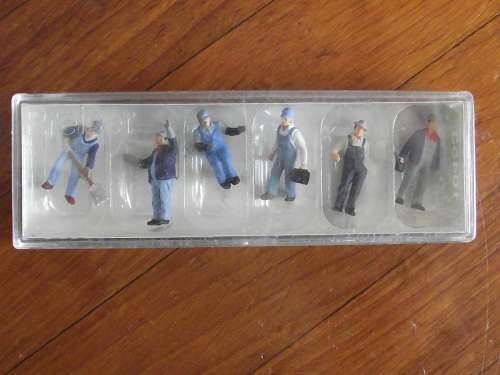 PREISER HO SCALE TRANSITION ERA FREIGHT TRAIN CREW --- 10453