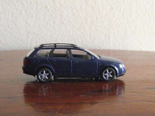 BUSCH HO SCALE AUDI A4