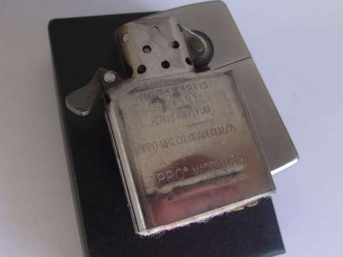 AUTHENTIC ZIPPO BRUSHED CHROME IN ORIGINAL PACKAGING