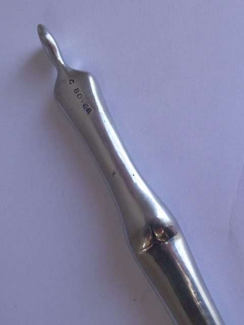 STUNNING CARROL BOYES PEN-WOMAN