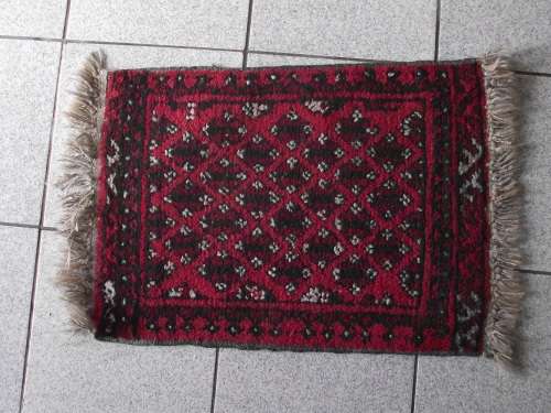 SMALL HAND WOVEN PERSIAN MAT