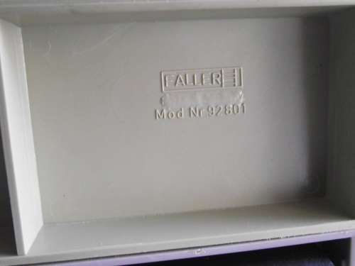 FALLER HO SCALE HOLIDAY INN --- 92801