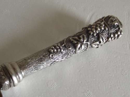 LOVELY STERLING SILVER HANDLED CAKE LIFTER