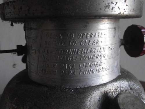 Vintage Coleman Model 339 kerosene pressure lantern