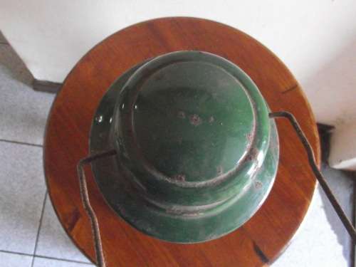 Vintage Coleman Model 339 kerosene pressure lantern