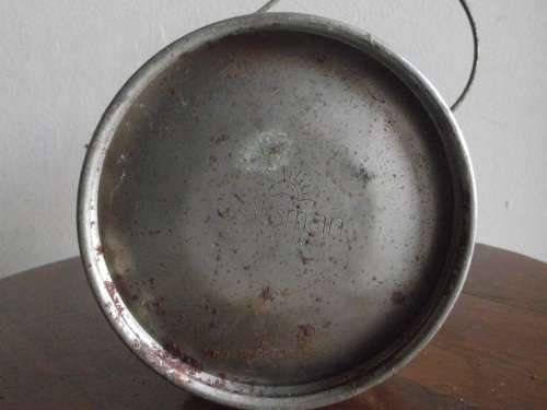Vintage Coleman Model 339 kerosene pressure lantern