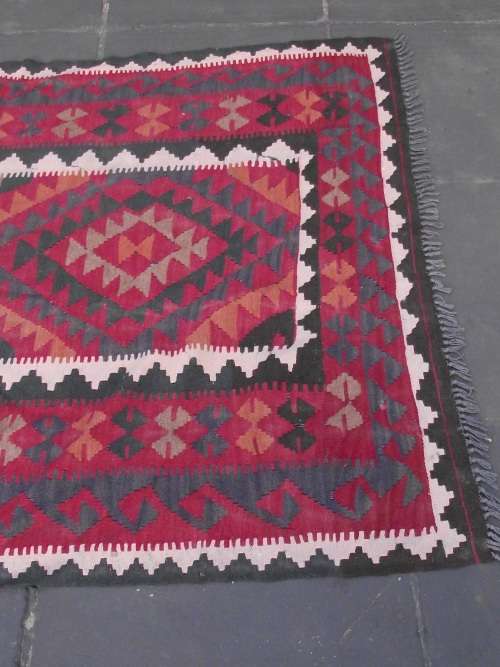 HAND WOVEN KELIM
