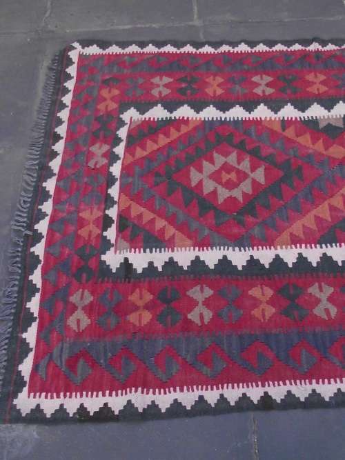 HAND WOVEN KELIM