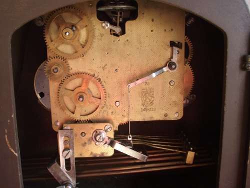 HERMLE MANTEL CLOCK