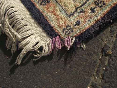 HAND WOVEN PERSIAN RUG