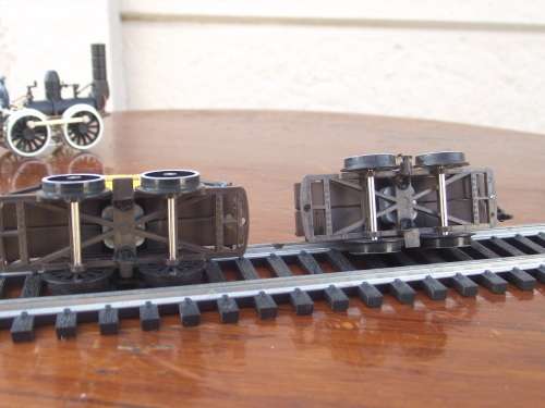 Bachmann H0 - 41-500/43-1045 - 2 X Passenger carriages, Steam locomotive with tender - DeWitt Clinto