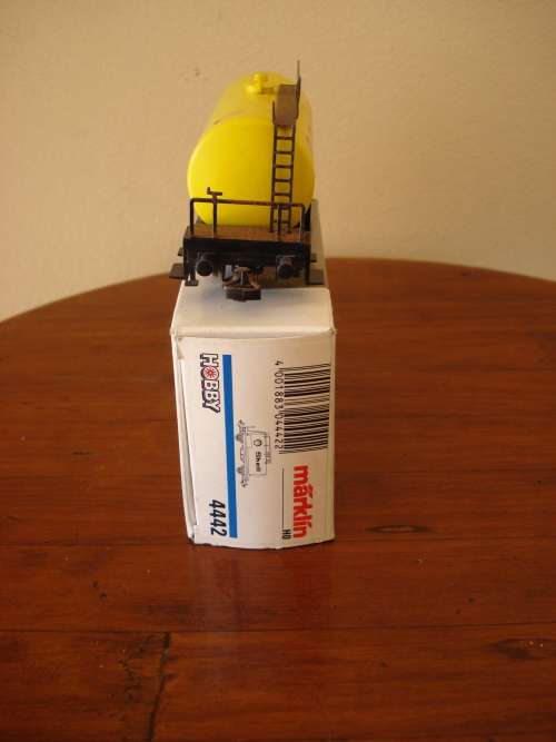 MARKLIN HO SHELL TANKER -- 4442