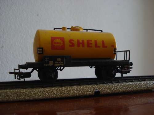 MARKLIN HO SCALE SHELL TANK WAGON