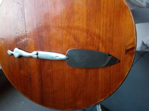 CARROL BOYES CAKE LIFTER