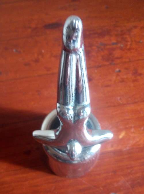 CARROL BOYES BOTTLE STOPPER --- AT REST