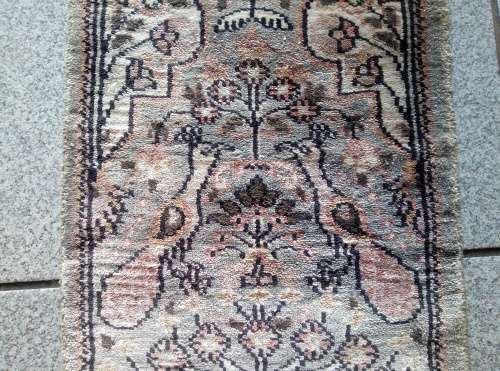 HAND WOVEN PERSIAN RUG