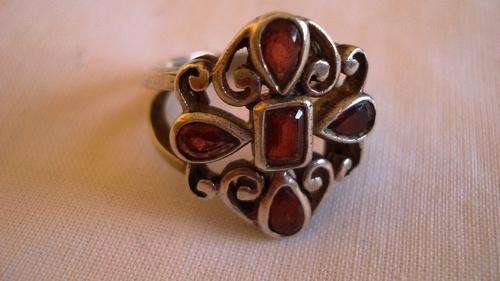 STERLING SILVER RING WITH A DETAILED DESIGN
