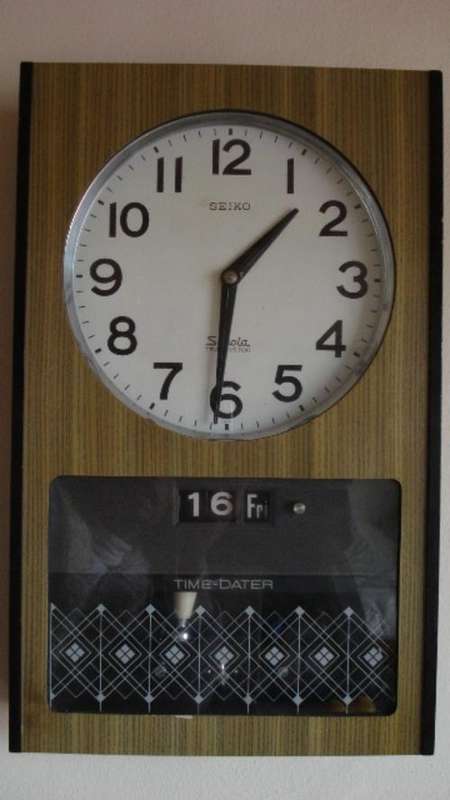 VINTAGE SEIKO SONOLA TRANSISTOR TIME DATE CLOCK