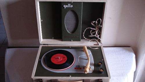 GALLO TURN TABLE