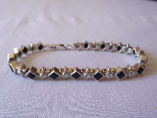 BEAUTIFUL SOLID STERLING SILVER ONYX & CUBIC ZIRCONIA BRACELET