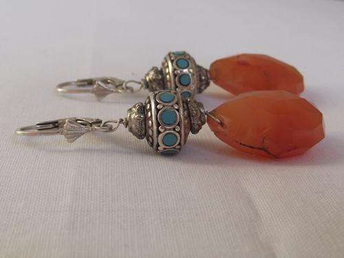 INTERESTING STERLING SILVER & CARNELION EARRINGS WITH A LOVELY DESIGN