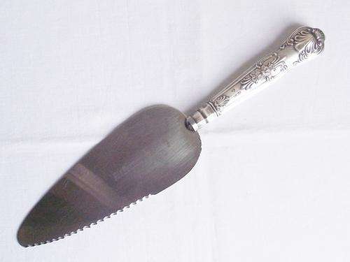EXQUISITE SHEFFIELD HALLMARKED SILVER HANDLED PIE SERVER MAKERS MARK HB