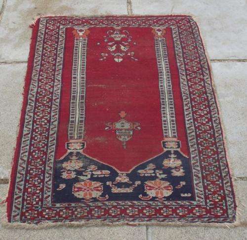 PERSIAN CARPET