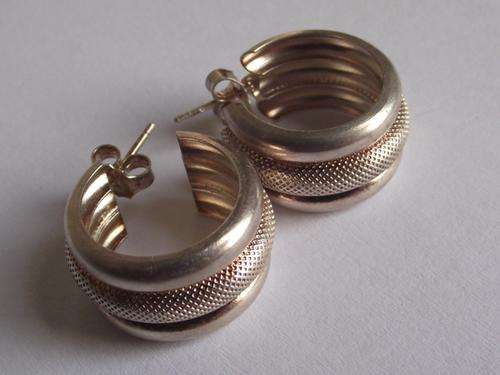 CHUNKY DETAILED STERLING SILVER HOOP EARRINGS