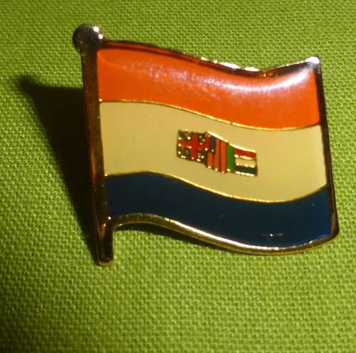 BLAST FROM THE PAST!!! Old South African Flag Lapel Pin Badge
