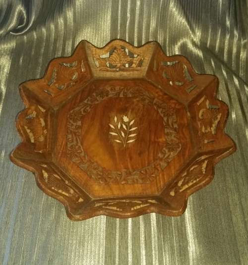 LARGE HANDMADE!!! Wooden Fruit Bowl (Carved and Inlaid)