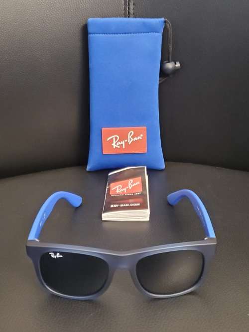 Genuine Ray-Ban JUNIOR Sunglasses (Blue)
