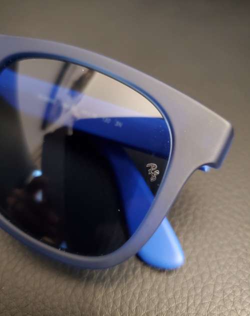 Genuine Ray-Ban JUNIOR Sunglasses (Blue)