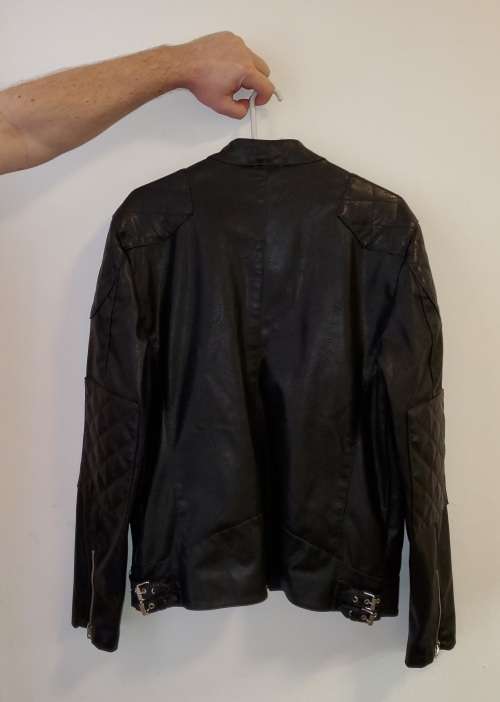 BRAND NEW! Genuine GUESS Leather Jacket (bought in America)