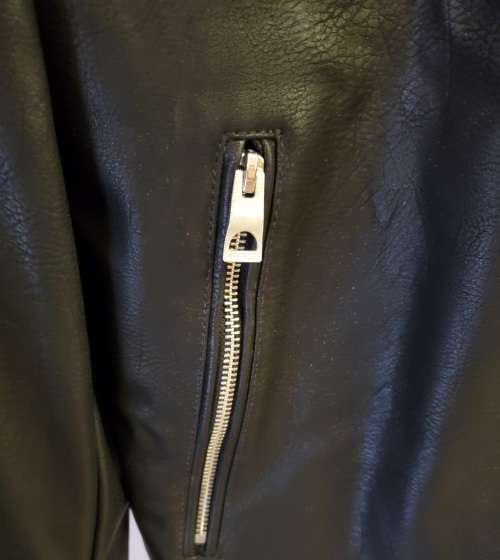 BRAND NEW! Genuine GUESS Leather Jacket (bought in America)