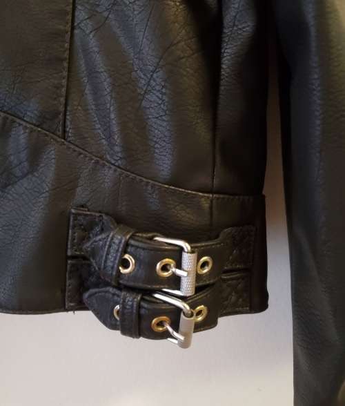 BRAND NEW! Genuine GUESS Leather Jacket (bought in America)