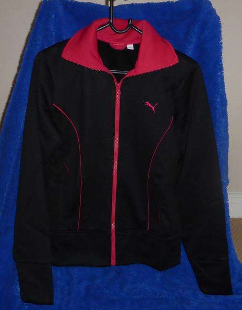 Genuine Brand New Ladies PUMA Tracksuit Top - FREE POSTAGE!