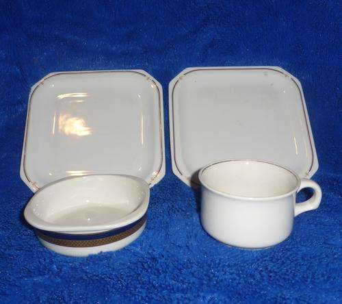 Huguenot Royale SAA-SAL 4x Pieces