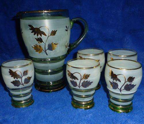 Vintage Cordial Jug with 5 Glasses (Frosted Glass and LOTS OF GOLD DETAIL) Postage R80